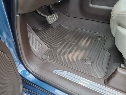 Used 2019 Chevrolet Silverado 1500 LTZ w/ LTZ Convenience Package image 20