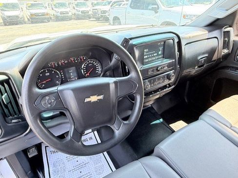 Used 2018 Chevrolet Silverado 1500 W/T w/ Trailering Package RWD image 12