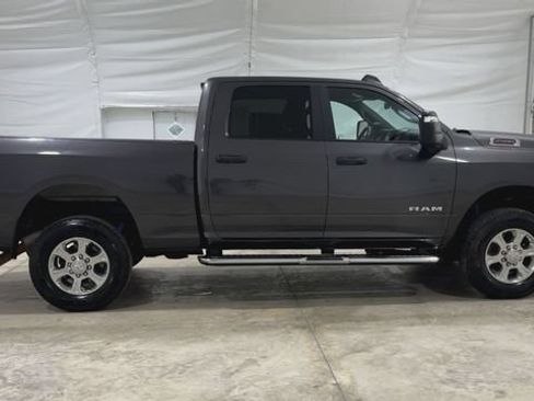 Used 2024 RAM 2500 Big Horn w/ Towing Technology Group AWD/4WD image 5