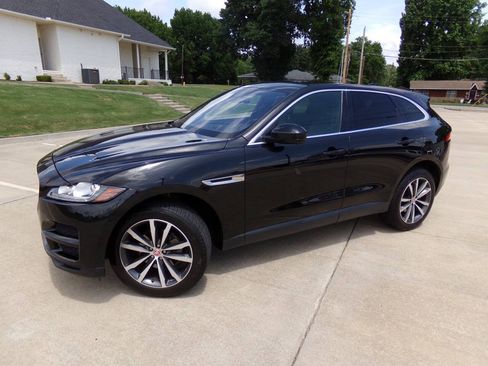 Used 2019 Jaguar F-PACE Prestige AWD/4WD image 5