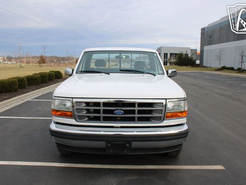 Used 1995 Ford F150 2WD Regular Cab image 9