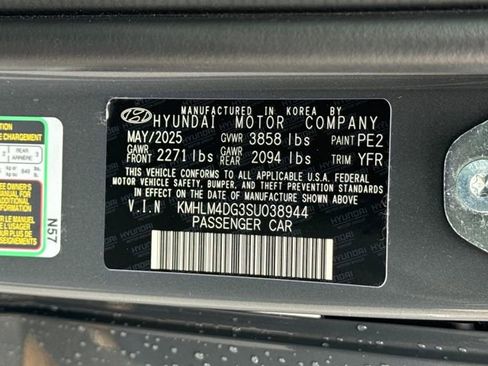 Certified 2025 Hyundai Elantra Sport image 30