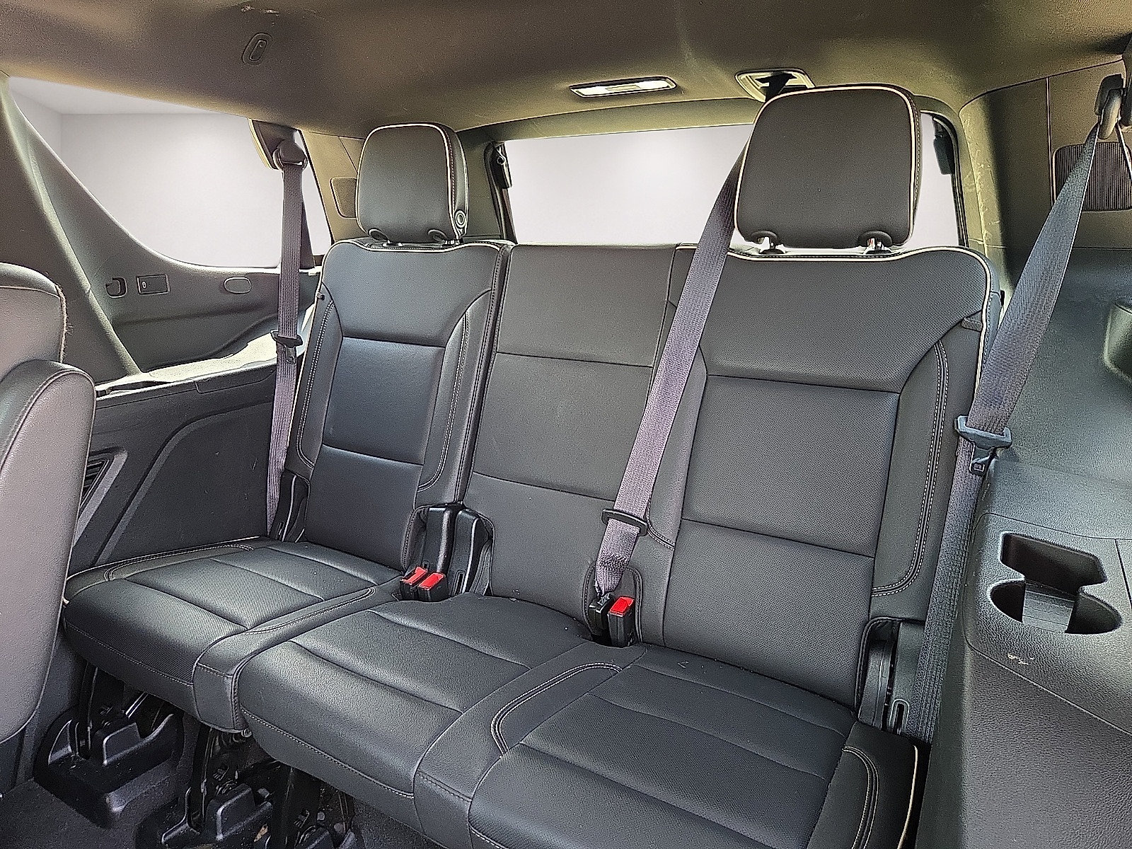 Used 2024 Chevrolet Tahoe Premier RWD image 10