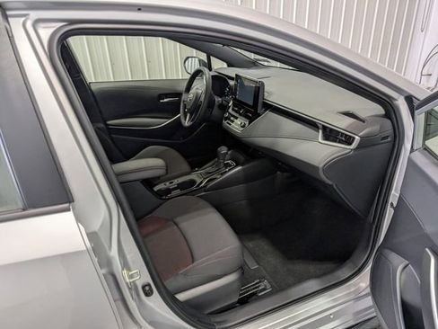 Used 2025 Toyota Corolla SE image 27