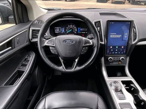 Used 2024 Ford Edge SEL AWD/4WD image 5