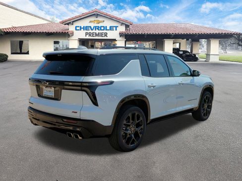 New 2026 Chevrolet Traverse RS image 8