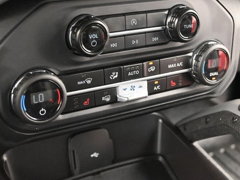 Used 2024 Ford Bronco Big Bend AWD/4WD image 19