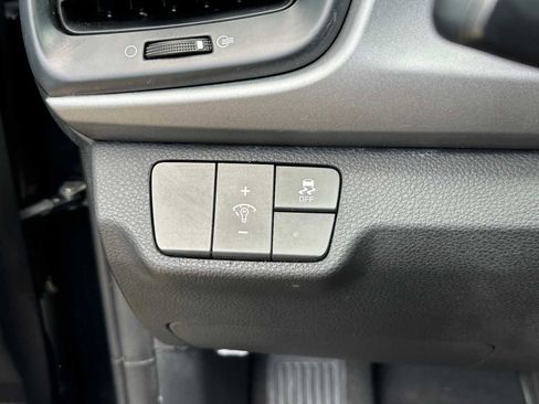 Used 2023 Kia Rio S FWD image 14
