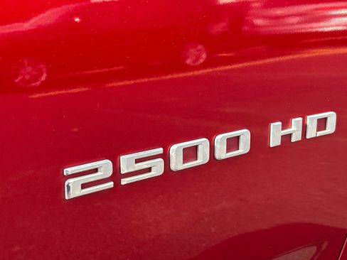 Used 2022 Chevrolet Silverado 2500 LT w/ Convenience Package AWD/4WD image 35