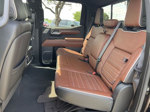 Used 2023 GMC Sierra 1500 Denali Ultimate AWD/4WD image 23