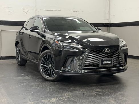 Used 2024 Lexus RX 350 Premium w/ Convenience Package FWD image 2