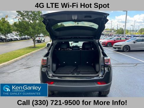 Used 2026 Jeep Compass Latitude AWD/4WD image 44