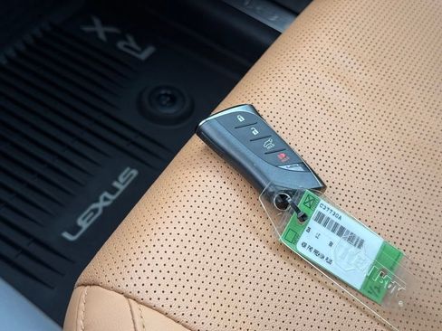 Certified 2025 Lexus RX 350 Premium Plus w/ Convenience Package FWD image 41