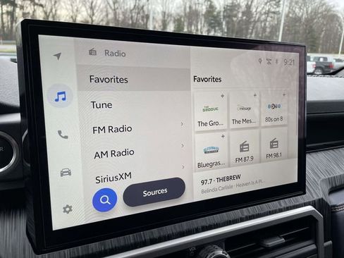 Used 2025 Toyota 4Runner 4WD image 28