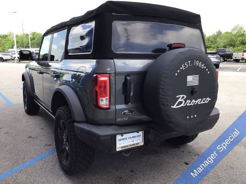 Used 2022 Ford Bronco Black Diamond AWD/4WD image 9