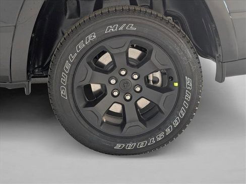 New 2026 RAM 1500 Big Horn AWD/4WD image 9
