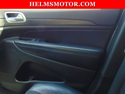 Used 2021 Jeep Grand Cherokee Laredo X RWD image 30