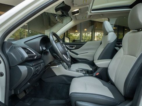 Certified 2024 Subaru Forester Premium AWD/4WD image 8