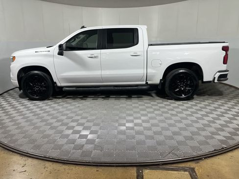 Used 2023 Chevrolet Silverado 1500 RST w/ Protection Package AWD/4WD image 5
