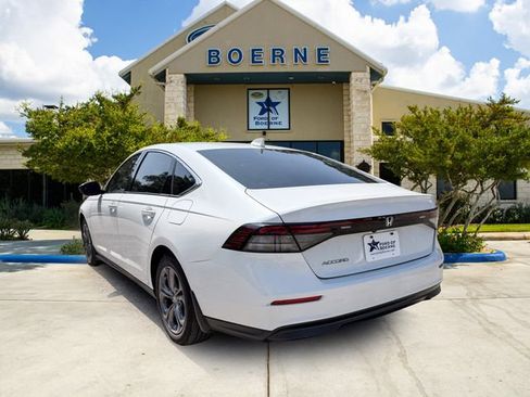 Used 2024 Honda Accord EX image 3