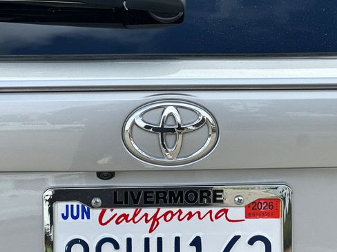 Certified 2023 Toyota RAV4 LE AWD/4WD image 48