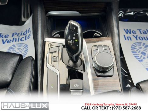 Used 2020 BMW 540i xDrive w/ M Sport Package image 30