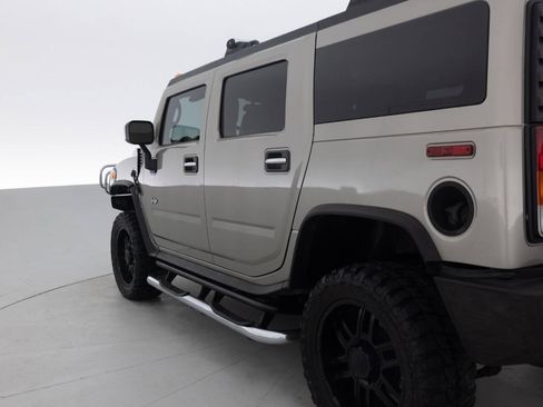 Used 2003 HUMMER H2 w/ Preferred Equipment Group AWD/4WD image 13
