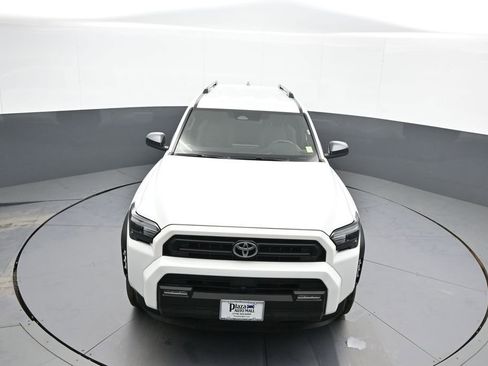 Certified 2025 Toyota 4Runner SR5 image 33