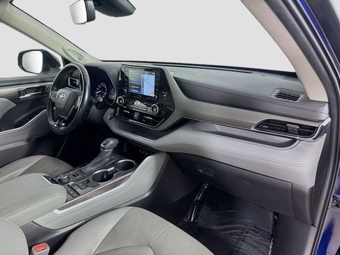 Used 2020 Toyota Highlander Limited AWD/4WD image 40