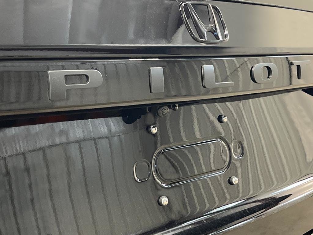 New 2026 Honda Pilot Touring image 6