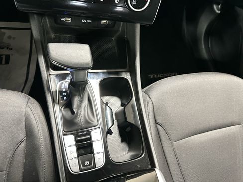 Certified 2024 Hyundai Tucson SE image 16