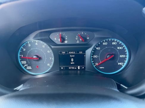 Used 2019 Chevrolet Equinox LS FWD image 23