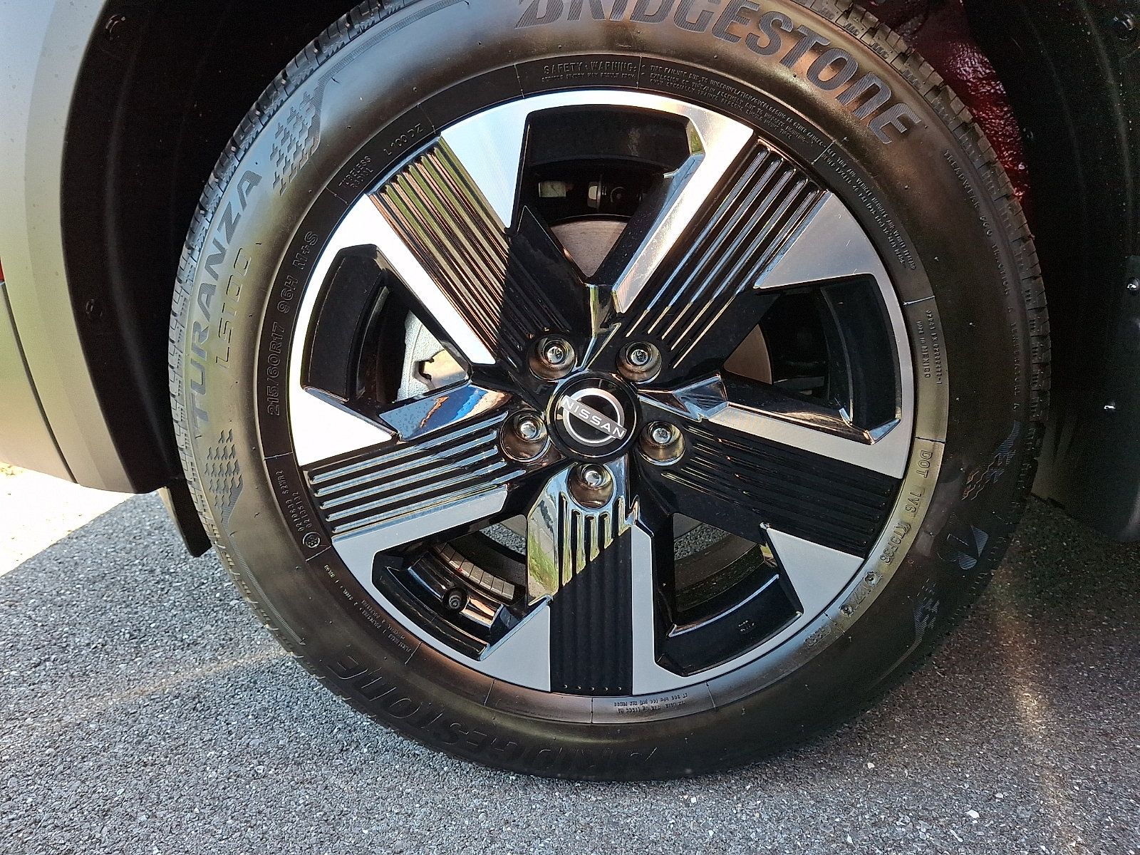 New 2027 Nissan Kicks SV AWD/4WD image 4
