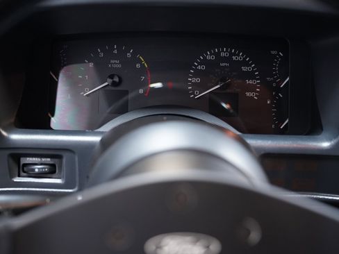 Used 1987 Ford Mustang GT image 31