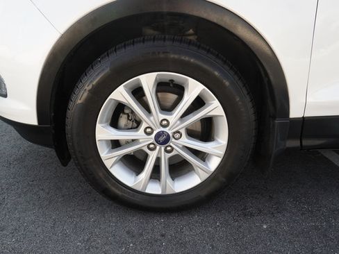 Used 2018 Ford Escape SE FWD image 36