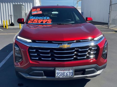 Used 2025 Chevrolet Equinox LT image 6