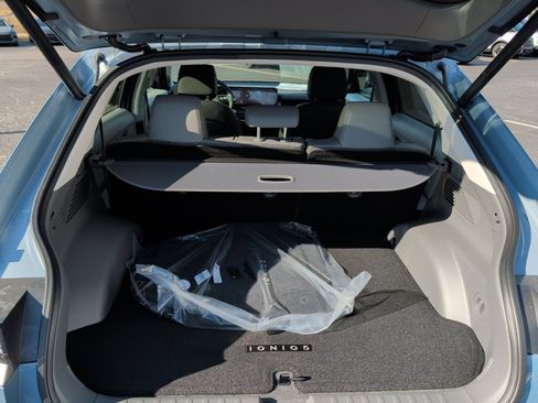 New 2026 Hyundai Ioniq 5 SEL image 15