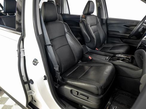 Used 2018 Honda Pilot Elite image 33