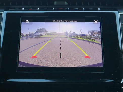 New 2025 Jeep Grand Cherokee Laredo X w/ Luxury Tech Group I image 24