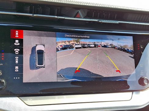 Certified 2024 Jeep Wagoneer Launch Edition image 18