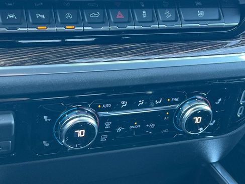 New 2026 GMC Sierra 1500 Elevation AWD/4WD image 17