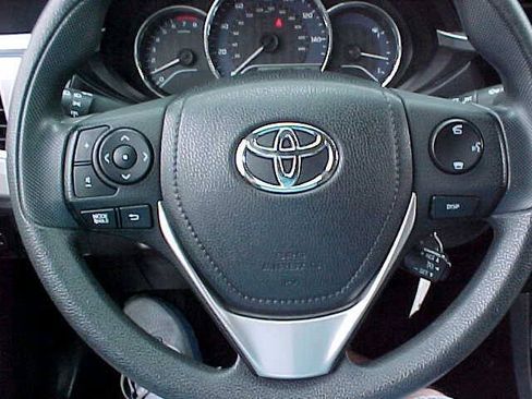 Used 2015 Toyota Corolla LE w/ Body Protection Package #1 FWD image 21