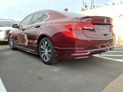 Used 2015 Acura TLX w/ Technology Package FWD image 3