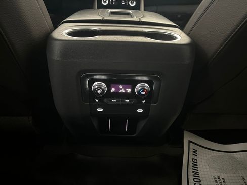 Used 2021 GMC Yukon Denali w/ Denali Premium Package image 48