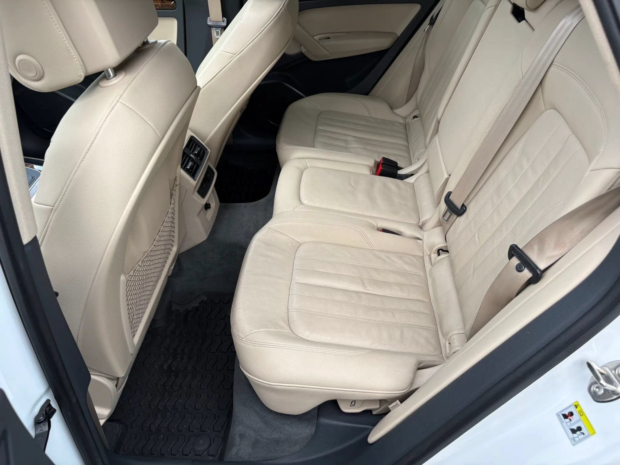 Used 2018 Audi Q5 2.0T Premium Plus w/ Premium Plus Package AWD/4WD image 18