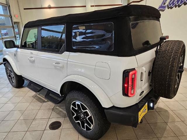 Certified 2022 Ford Bronco Outer Banks AWD/4WD image 3