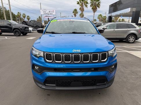 Used 2023 Jeep Compass Latitude image 8