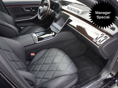 Used 2025 Mercedes-Benz Maybach S 680 4MATIC image 22