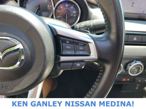 Used 2024 MAZDA MX-5 Miata RF Grand Touring RWD image 29