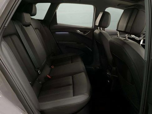 Used 2024 Audi Q4 e-tron Premium w/ Convenience Package image 76